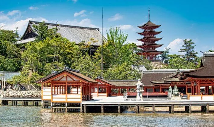 宮島リゾートバイト｜観光と自然を両立したい人におすすめの場所！のイメージ