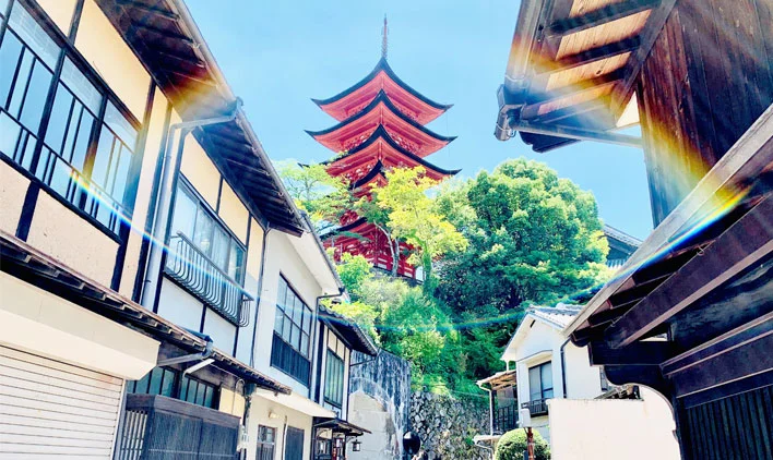 世界遺産の島で働く!宮島リゾートバイトの魅力のイメージ