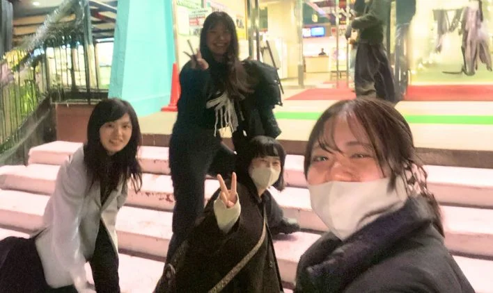 たくさんの人と接するお仕事のイメージ