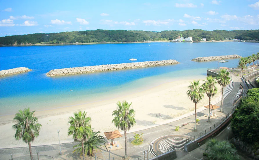 ＼未経験大歓迎／年齢問わずリゾートバイトに興味がある方にオススメ！【完全個室寮】