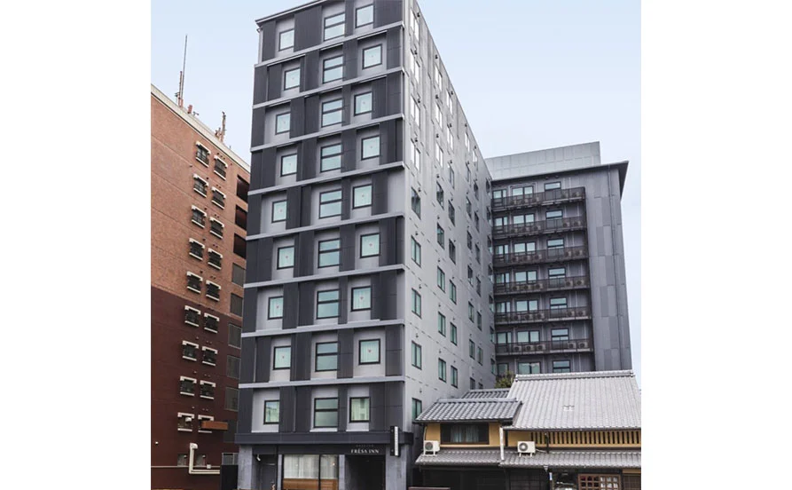 通い案件【2月スタート】落ち着いた時期にゆっくりスタートOK！未経験者歓迎のホテルフロント✨