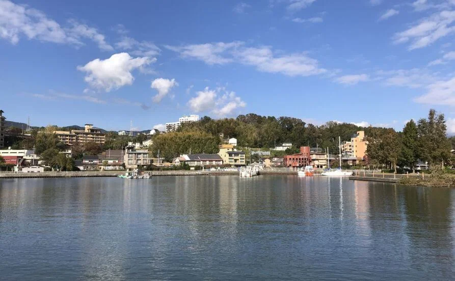 お洒落の自由度高い✨イヤリングOK!ヘアカラーOK!タトゥーOK!《人間関係がいいのもおすすめポイント》寮費は無料です