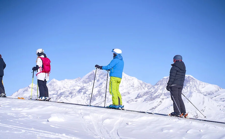 スキー場に佇むホテルで洗い場の求人❄リフト券がなんと無料でついてくる！しかも、レンタルも特別料金✨⛷