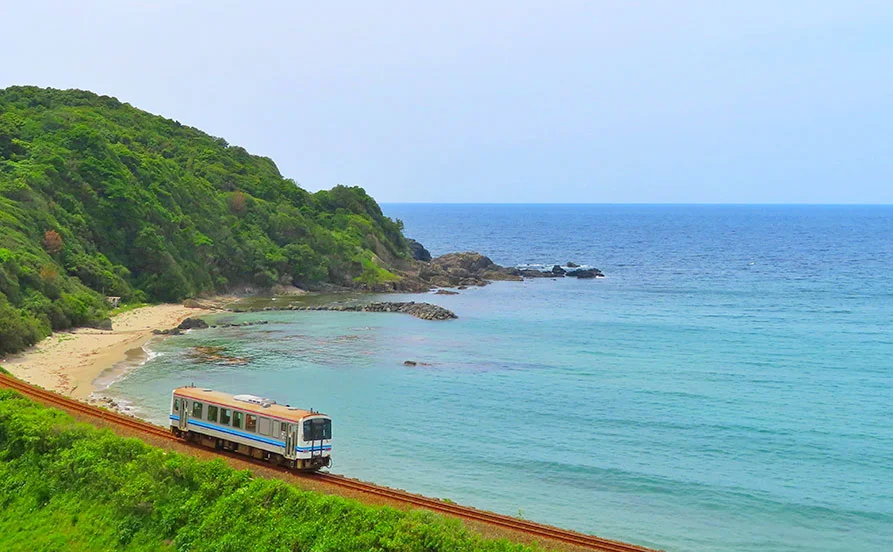リゾートバイトで美肌を手に入れよう🙌島根県の「美又温泉」のお宿でホール業務☆【車持ち込み必須】