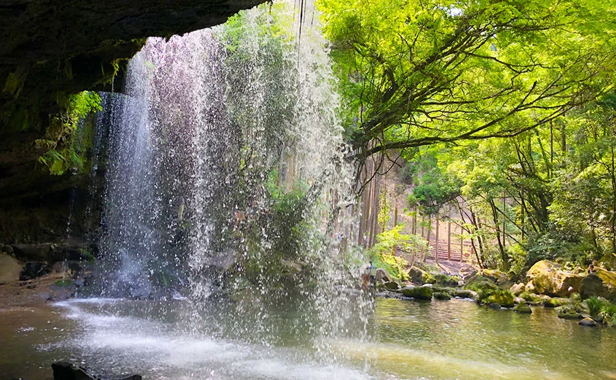 何もない贅沢を提唱する趣あるお宿！マイナスイオンたっぷりの環境で住み込みリゾートバイト♪
