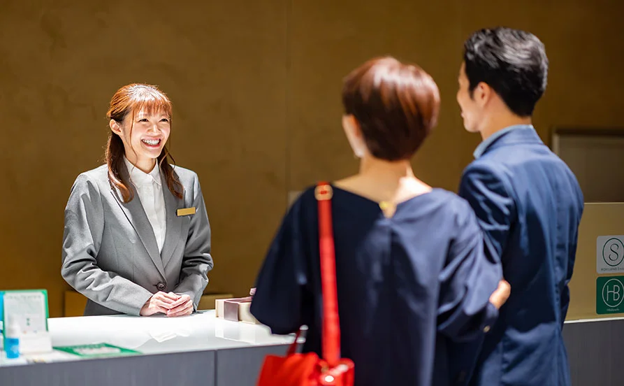 【通し勤務でリズム安定】鳥羽湾を見渡す絶景ホテルでリゾートバイト☆寮は人気の個室＆温泉入浴OK☆