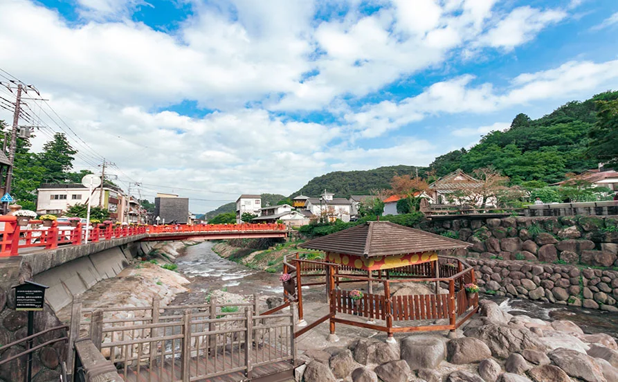 【伊豆の小京都⛩修善寺】満了率高い✨アットホームな宿でリゾートバイトしませんか？寮は完全個室の綺麗なアパートタイプ