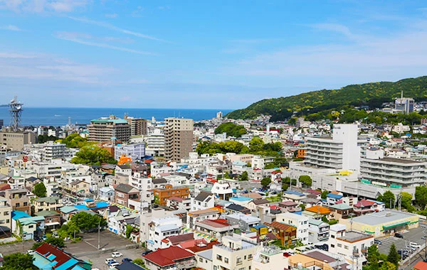 《高時給リゾートバイトならここ✨》友人同士・カップルもOK！相模湾目の前🌊高級旅館です