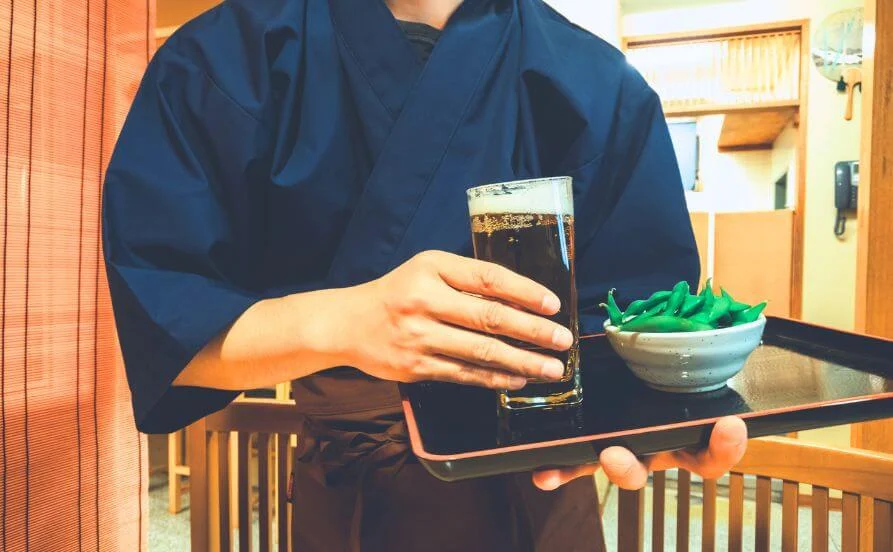 ＼11月の募集／まかないは6時出勤なら3食、8時出勤なら2食がつく‼️どちらも無料♪【奥入瀬渓流】