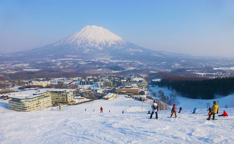 【北海道 ニセコ】シンプルモダンなお宿で未経験者歓迎の案件❄寮費・食事無料！無料リフト券もついてくる🙌