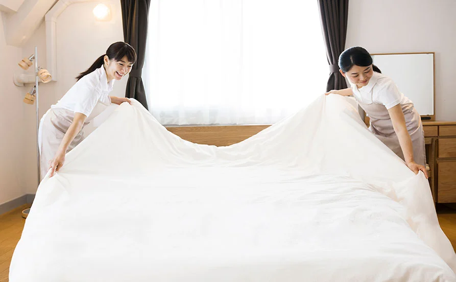 思わず自慢したくなるくらい綺麗な寮！寮費も無料！【事前予約で施設送迎バスの利用もOK】海外からの利用が多く、語学スキル活かしたい方にもオススメ✨