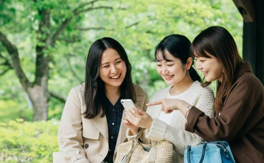 ＼仲居経験がある方必見／料理と温泉が大人気のお宿でリゾートバイト✨食費かかりません！3食支給で安心感が違う！