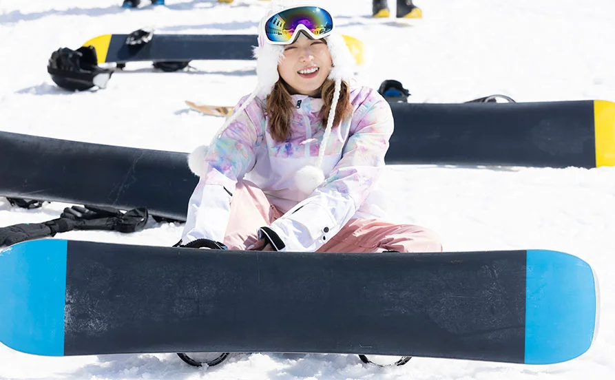 リゾートバイト特典☆無料リフト券でパウダースノーを存分に満喫してください！【寮費無料×食事3食提供あり】