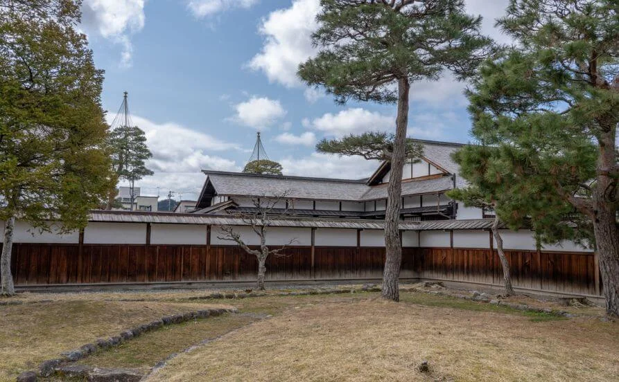 HP用スライダー画像2（右上）