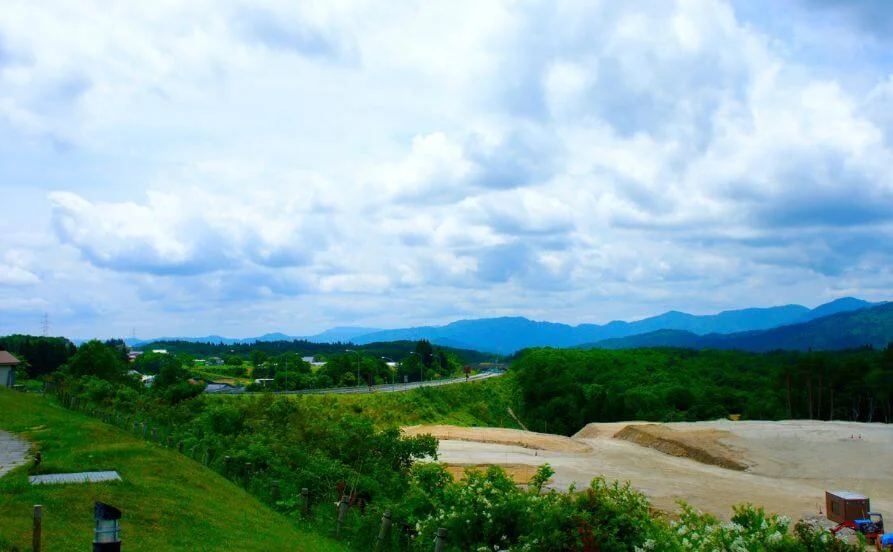 早い者勝ち！【人気職種×レア求人✨】美しい花畑に囲まれ高原テーマパークでリゾートバイト♪寮はWi-Fi完備の人気の個室タイプ！