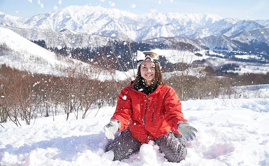 【通し勤務でメリハリばっちり】 リフト券＆レンタル無料！関東屈指のゲレンデで冬を満喫🏔️