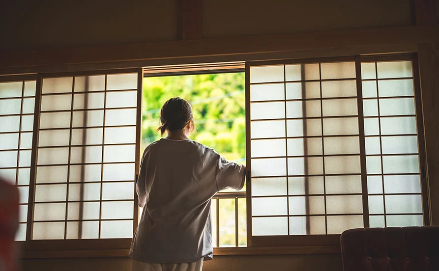 【毎日温泉×美味しい賄い付き】明治5年創業の純和風老舗旅館で秋のリゾートバイト☆寮は客室利用なので通勤楽々♪