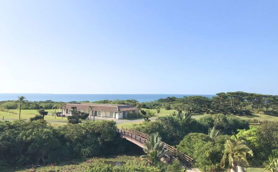 《部活にも参加OK🏀》ゴルフ場スタッフ⛳有名ブランドホテルでリゾートバイト！職場環境good＆スタッフ満足度👍