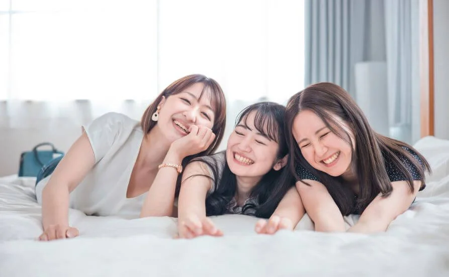 《お友達同士での応募もOK》働きながら特典GET！入館無料で休日も充実◎食費サポート5,000円も毎月受け取れます！