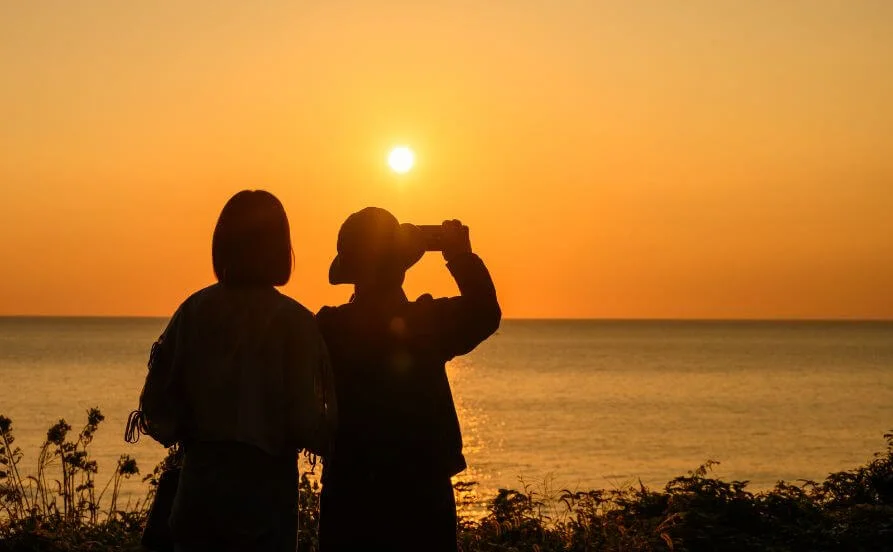 【食事手当て毎月3万円！】毎日温泉に入れるので、御宿自慢の温泉を堪能して下さい✨コンビニや郵便局も近く、利便性も抜群です
