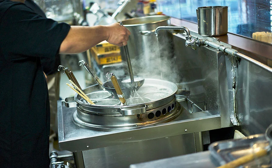 無料でリフト券が付いてくる❗未経験歓迎の調理のお仕事☆スキー・スノボのレンタル無料です😍