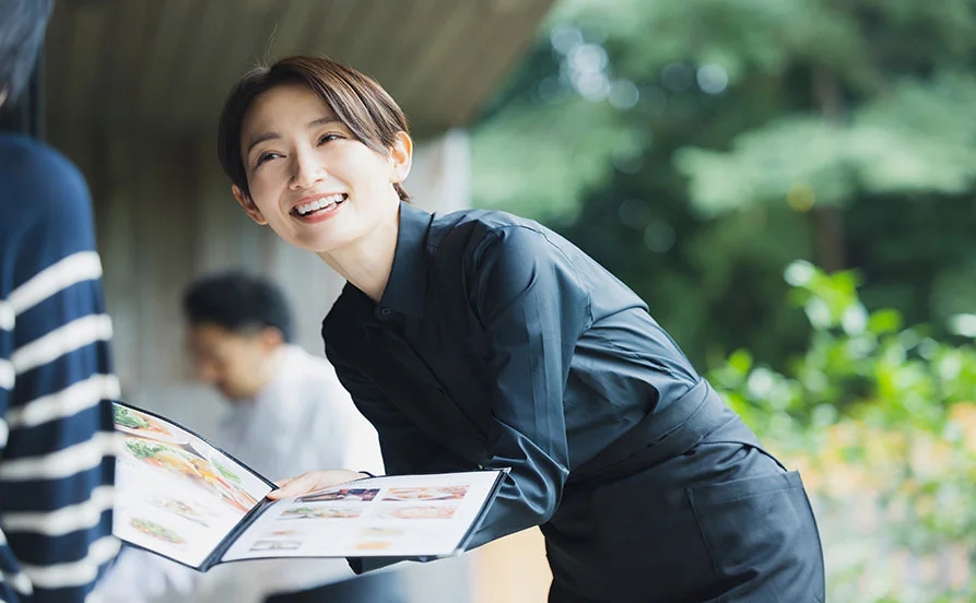 箱根強羅♨【ラグジュアリーホテル】人気の客室寮／シェフの美味しい賄い付き／温泉入浴可能♪