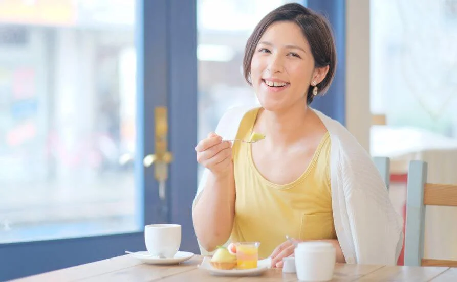 《カップル＆友人同士の応募OK👌》大人気スイーツ店でリゾートバイト🍓毎月食事手当1万円支給！東京からのアクセスも抜群！