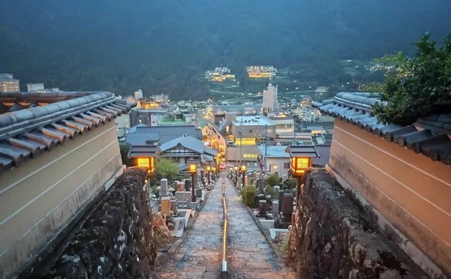 HP用スライダー画像2（右上）