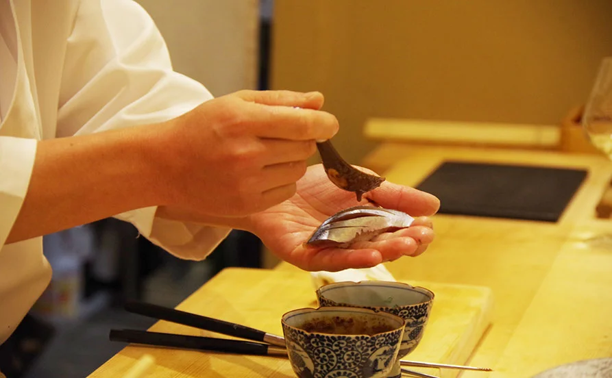 ＼超高時給1,700円✨／駅構内の回転寿司屋さんで寿司職人の募集【新潟 越後湯沢】リフト券付き☆お得にスキーを満喫できる☆