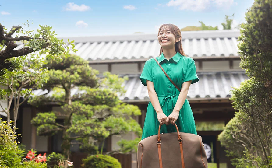 日本庭園を望む老舗宿でリゾートバイト【山形県 かみのやま温泉】個室寮完備＆生活便利◎