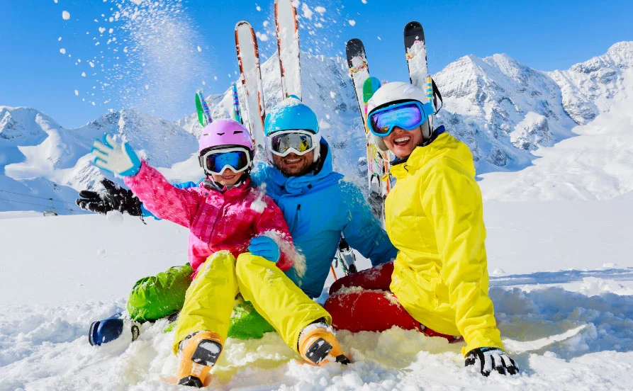 ＼新潟・苗場／雪山の安全を支える仕事【レア✨ スキー場で看護師を募集！】 特典でリフト券も支給◎スキーを満喫できます