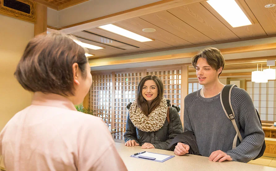 《語学を活かせるリゾートバイト🌎》露天風呂から地獄谷を一望♨️大型温泉リゾートホテル