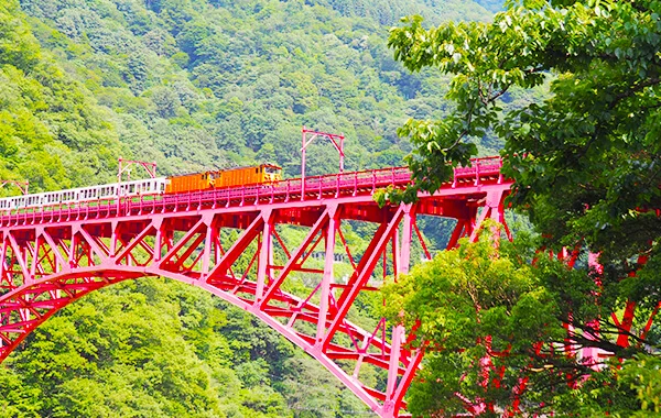 美肌の湯でリゾートバイト♪富山県宇奈月温泉の温泉旅館で仲居さんのお仕事です！