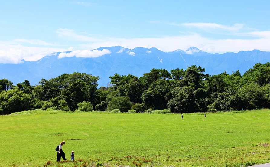 通し勤務でオンオフめりはり勤務！山梨県 八ヶ岳森の中に佇むグランピング施設🍀【Wi-Fi完備の館内寮で通勤楽チン♪】