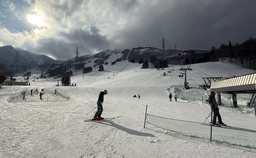 HP用スライダー画像2（右上）