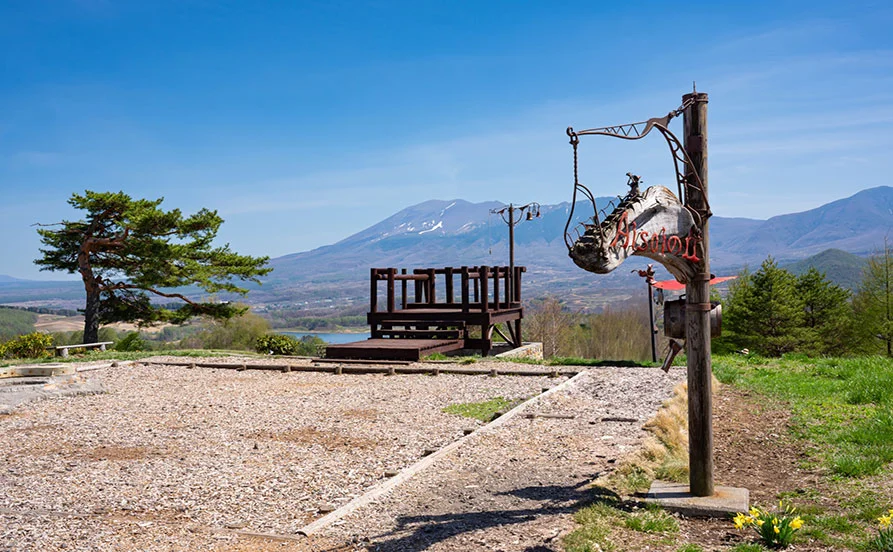 子ども好きさんにぴったり！ファミリー層が多いホテル《北軽井沢》髪色明るくてもOK×福利厚生も充実🔥