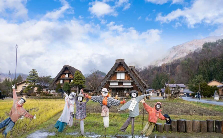 宿泊客の9割が外国人の人気旅館✨岐阜県高山の和モダンな小規模旅館でリゾートバイト☆館内寮で大浴場も利用できちゃいます！