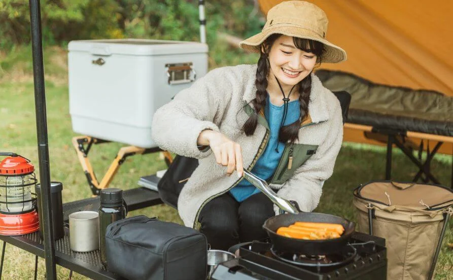 《寮はWi-Fi完備の個室》レア！BBQ会場でのお仕事🔥未経験スタート大歓迎🔰✨コンビニ 徒歩5分で便利