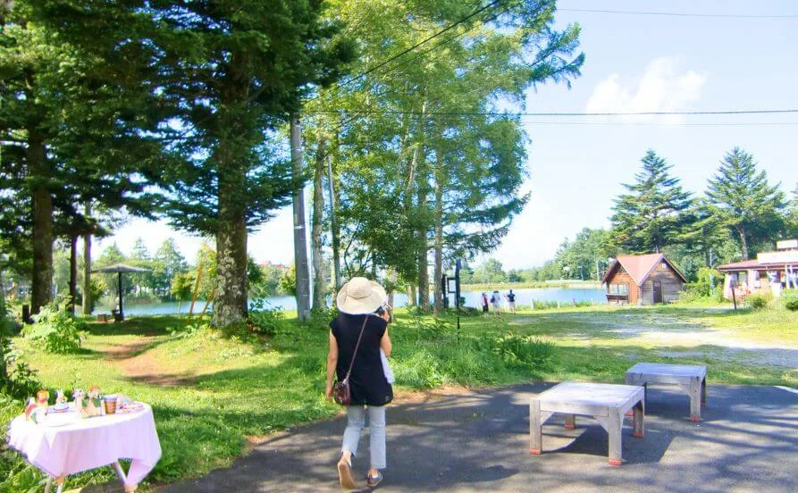 ＼9月スタート／秋にピッタリ🍁長野の蓼科高原のある保養所で住み込みバイト【フロント・売店・アミューズメント業務】色々な接客をしたい方必見です