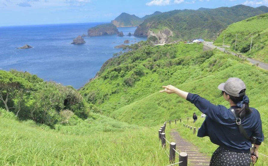 ＼高時給／伊豆を代表する温泉地♨上品な雰囲気漂う温泉ホテル《周辺環境抜群》《完全個室寮》お部屋内にキッチンもあるので自炊もOK！
