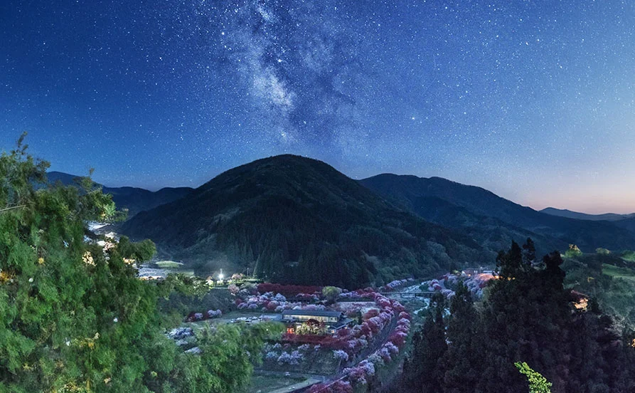 日本一の星空が楽しめる温泉地🌌昼神温泉×美肌の湯で癒されながら働けるリゾートバイト【寮は館内個室タイプ】