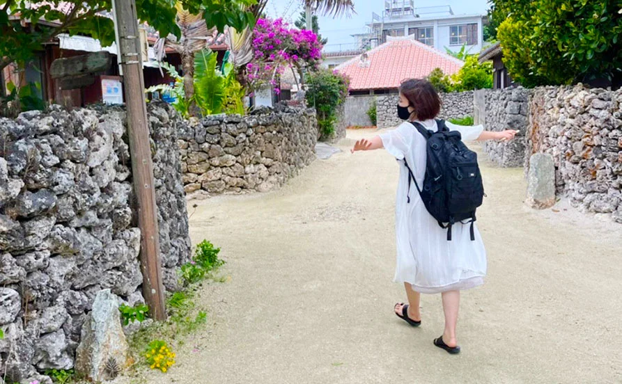 沖縄の海開きシーズン🏖ビーチも近くにあるので休日には満喫しませんか？オフィスカジュアルで働きます✨