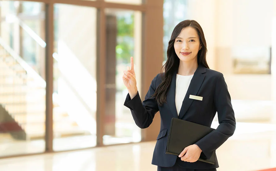 豊かな自然に癒さる！夏の北海道バイト【温泉街の中心に佇む和風旅館】館内温泉利用可能です🤗