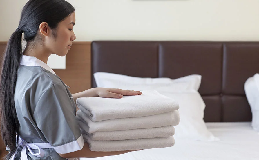 【未経験者歓迎】自然に囲まれた雲仙普賢岳のふもとでお仕事♪温泉入れる×寮費・食費無料