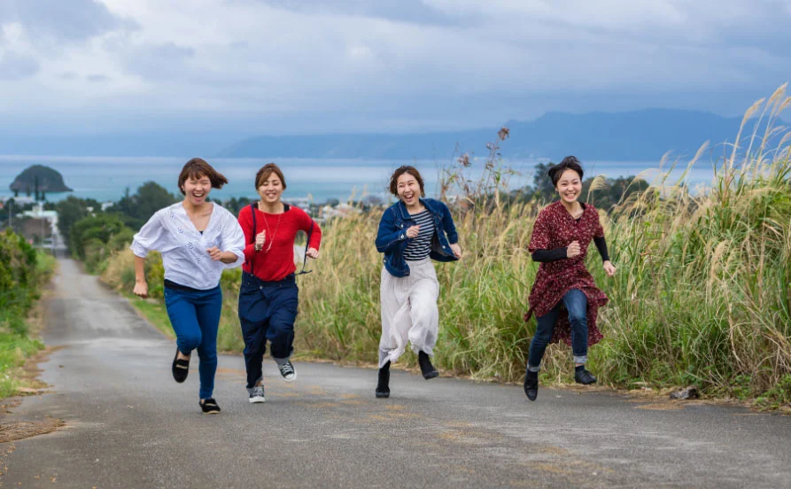 【寮環境 重視の方にオススメ✨】設備充実の完全個室タイプ！自然豊かな南の島を存分に楽しみながらリゾートバイトしませんか？