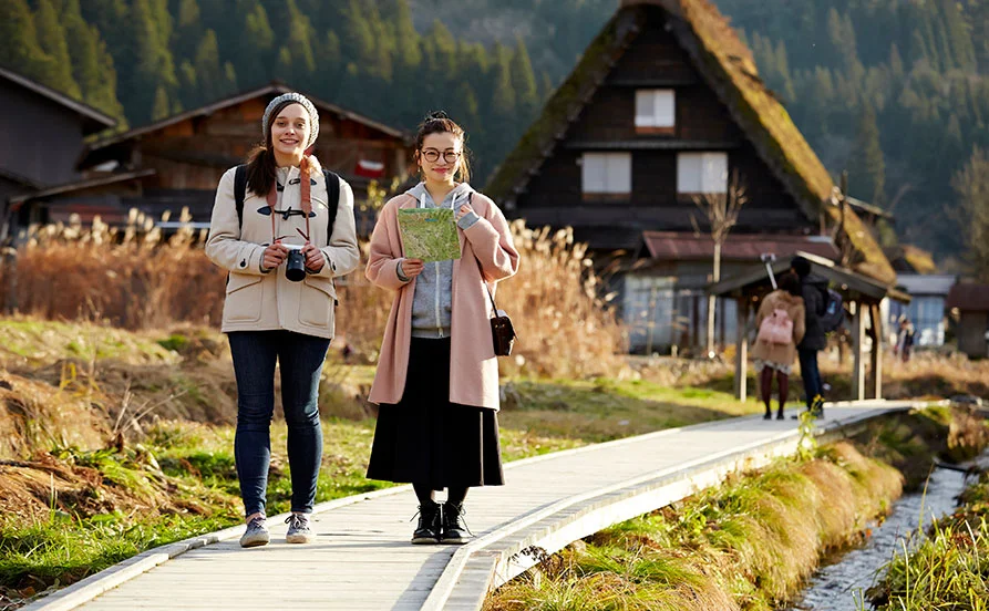 ＼純和風宿で裏方／寮は嬉しい完全個室！コンビニも徒歩圏内で生活便利です◎国内外から大人気★飛騨高山♪