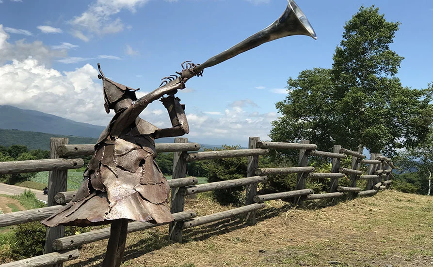 ＼ファミリーに人気の高原リゾートホテル／髪色自由×友達と応募OK！【Wi-Fi付き個室寮が嬉しいポイント】