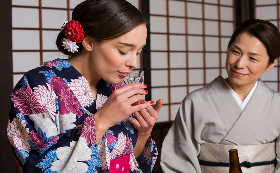 ＼兵庫♨有馬／高台に佇む温泉旅館＆完全個室の快適生活が叶う人気求人【カップル同室も可能】