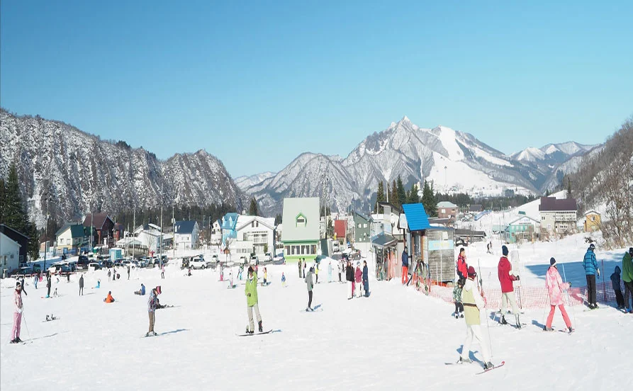 ＼未経験者歓迎☆／通しシフトで裏方業務のリゾートバイト！《温泉入浴可能》