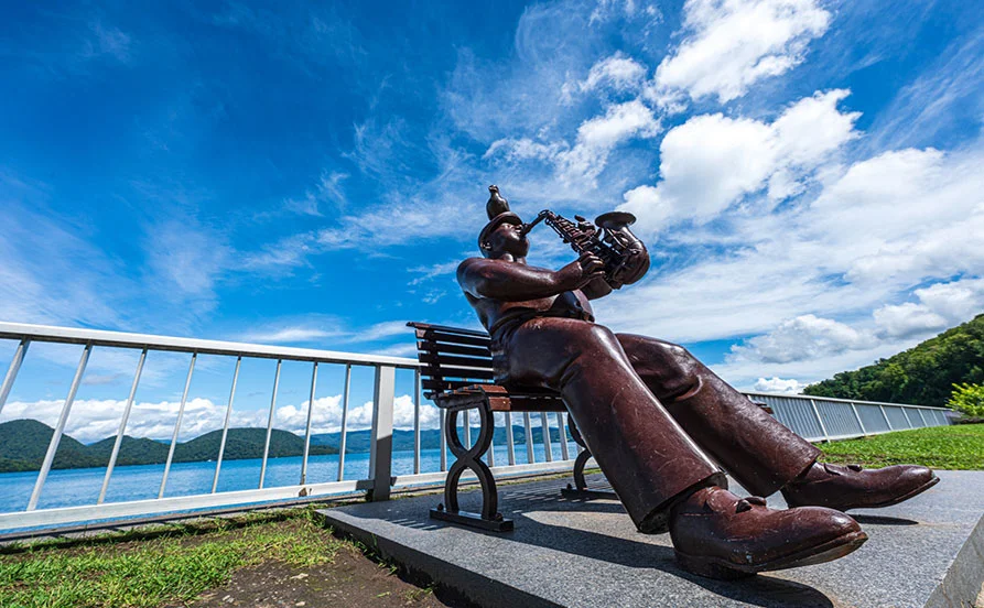 【未経験から安心スタート】派遣スタッフも多く延長率も高い《洞爺湖ビューの温泉宿》食費無料！従業員食堂のメニューが好評です♪